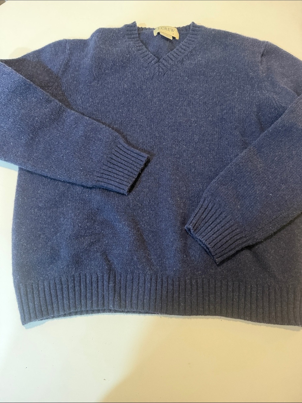 J. Crew Men's V-Neck Sweater in Heather Navy 100% wool